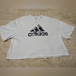 Adidas crop top women's Large never worn